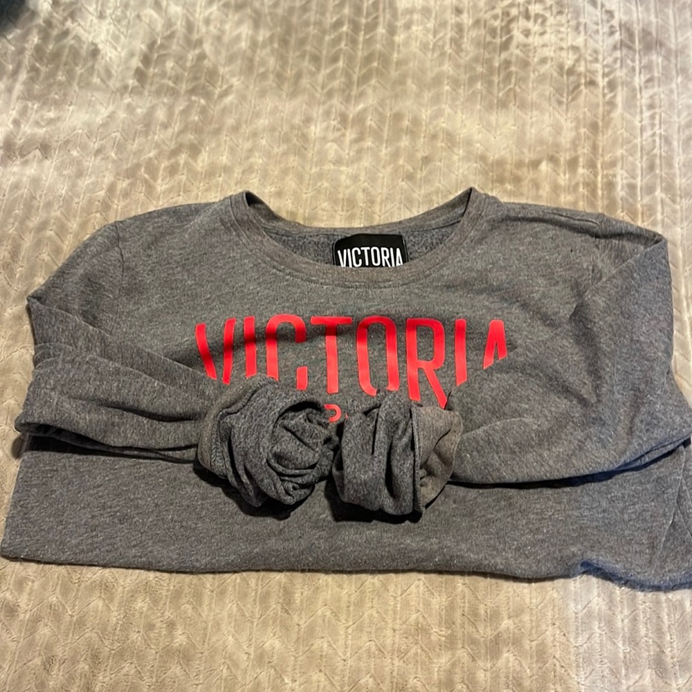Victoria Sport fleece crew neck
